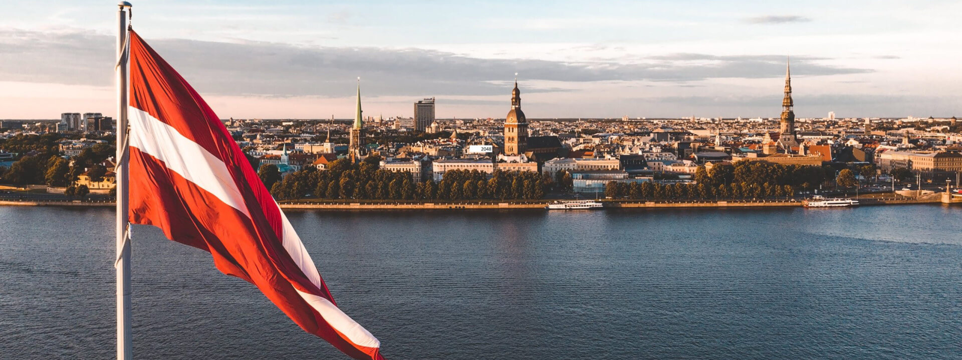 Kultūras mantojuma digitalizācija un tā likumīga pieejamība plašai sabiedrībai cover image